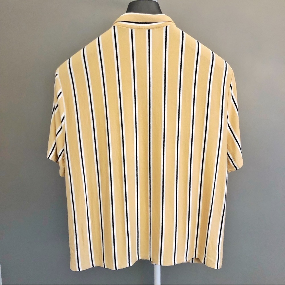 Double Zero Pastel Yellow Stripes Short Sleeves Button Down Shirt Blouse. Medium - Picture 3 of 12